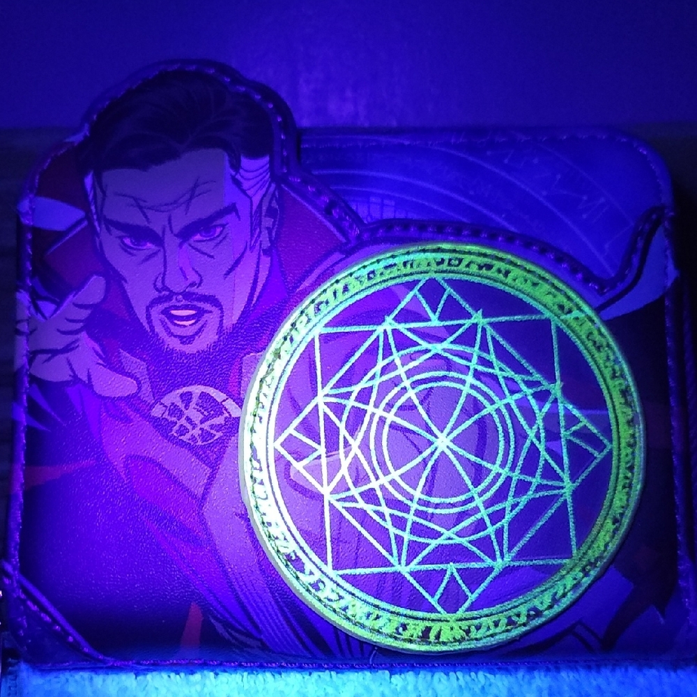Loungefly Doctor Strange Wallet With Glow-in-the-dark Accents - Picture 4 of 6